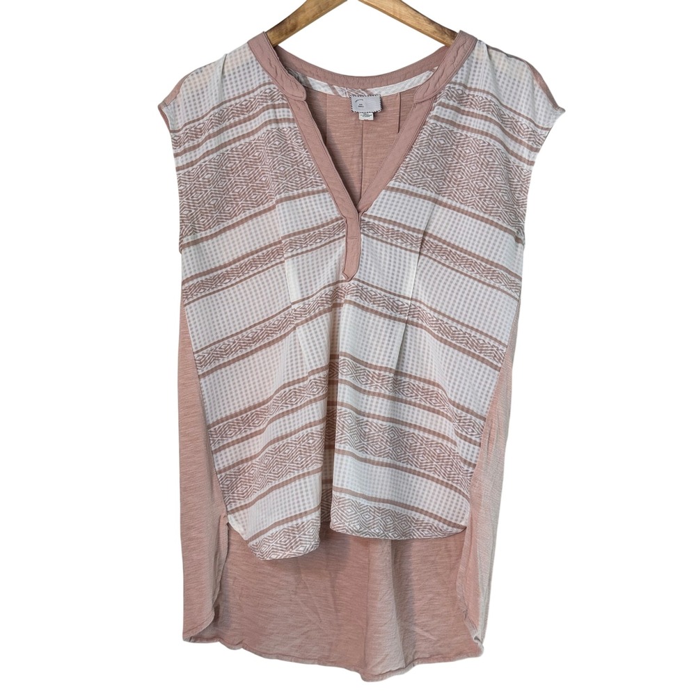 Postmark‎ Anthropologie Mauve Mixed Media High Low V-Neck Top Small Geometric